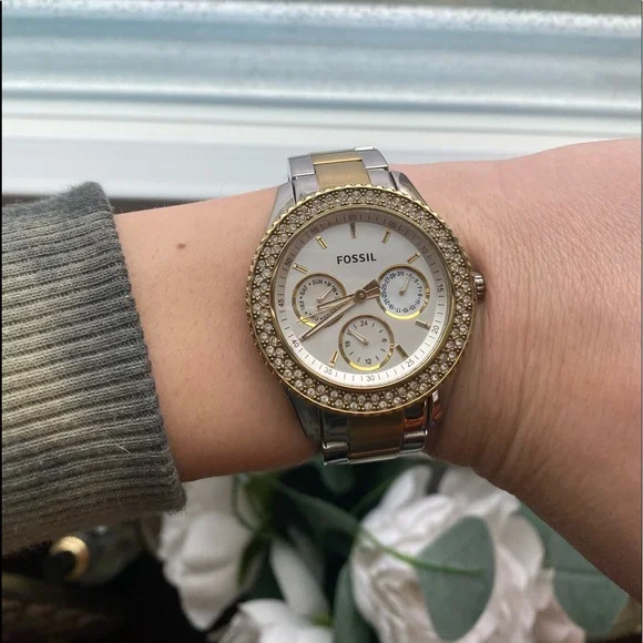 Poshmark fossil watch hotsell